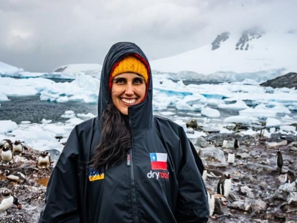 Bárbara Hernández bate recorde mundial e completa o desafio dos Sete Mares.