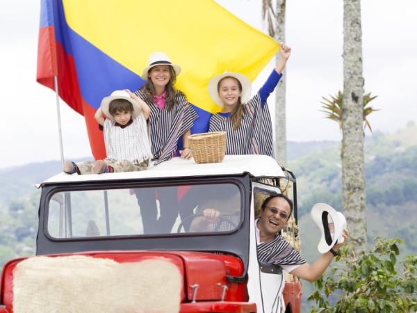Los apellidos colombianos que más les gustan a los extranjeros, según la IA