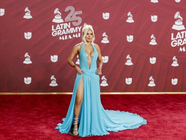 Karol G sorprende con 'Tropicoqueta': un viaje sonoro por América Latina
