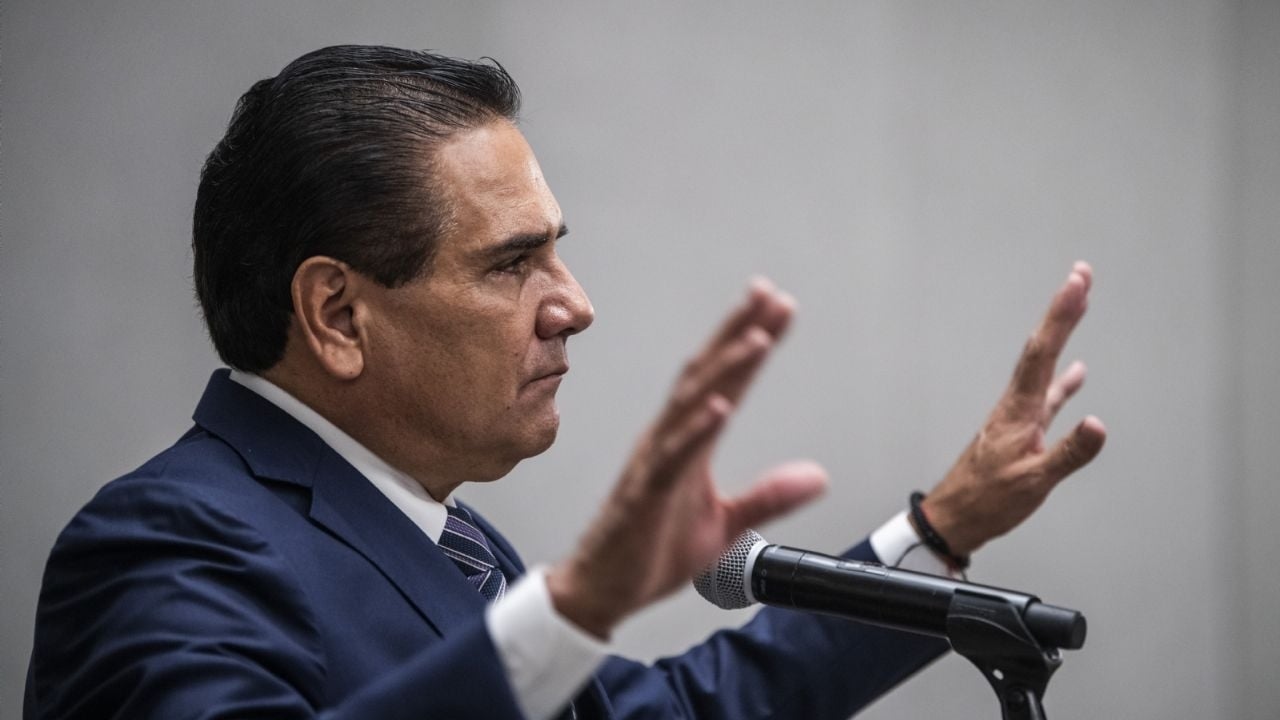 FGR amaga a jueza por caso Aureoles