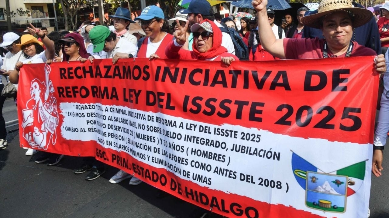 La CNTE convoca a mega marcha y bloqueo de avenidas en la CDMX este 15 de mayo