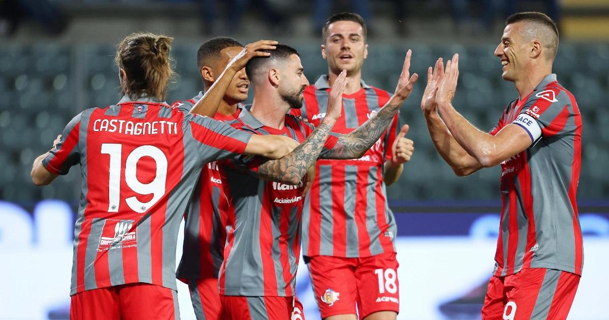 Futebol, Cremonese retorna à Série A