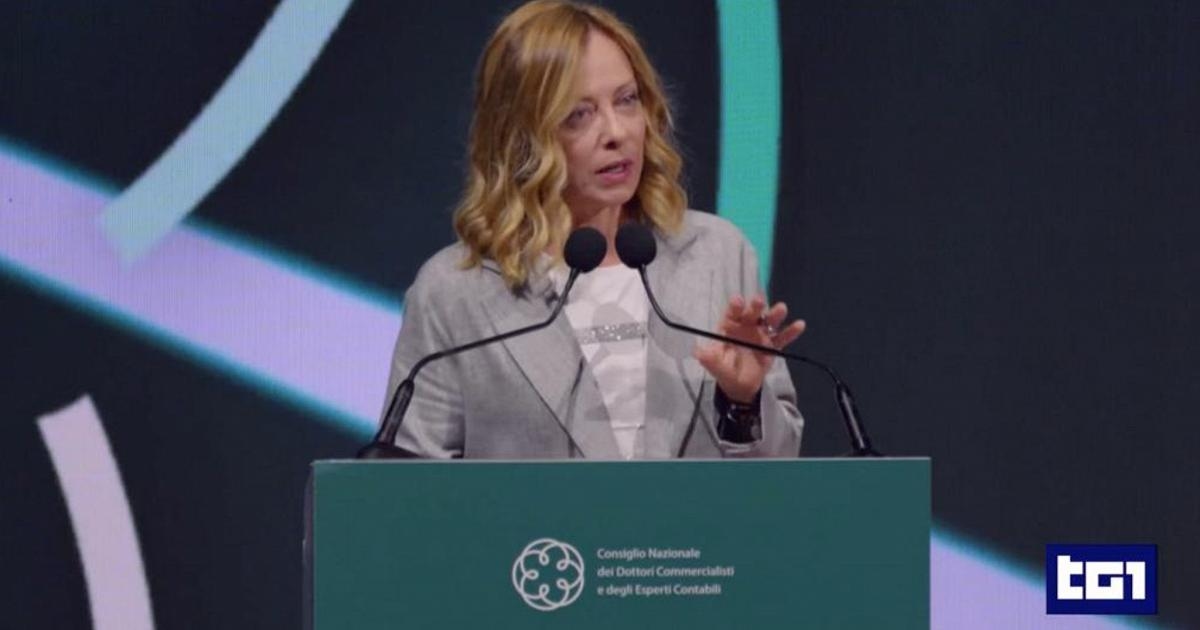 Meloni: Los impuestos deben ayudar y no oprimir