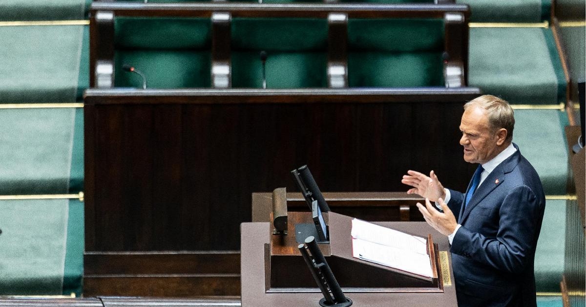 Polonia, Tusk si salva in Parlamento nel voto di fiducia chiesto dopo la vittoria di Nawrocki