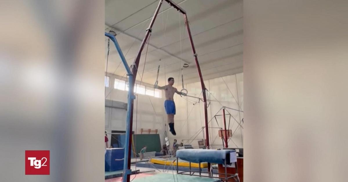 Gymnast Lorenzo Bonicelli falls from the rings and undergoes neck surgery. The post reads, "In a medically induced coma."