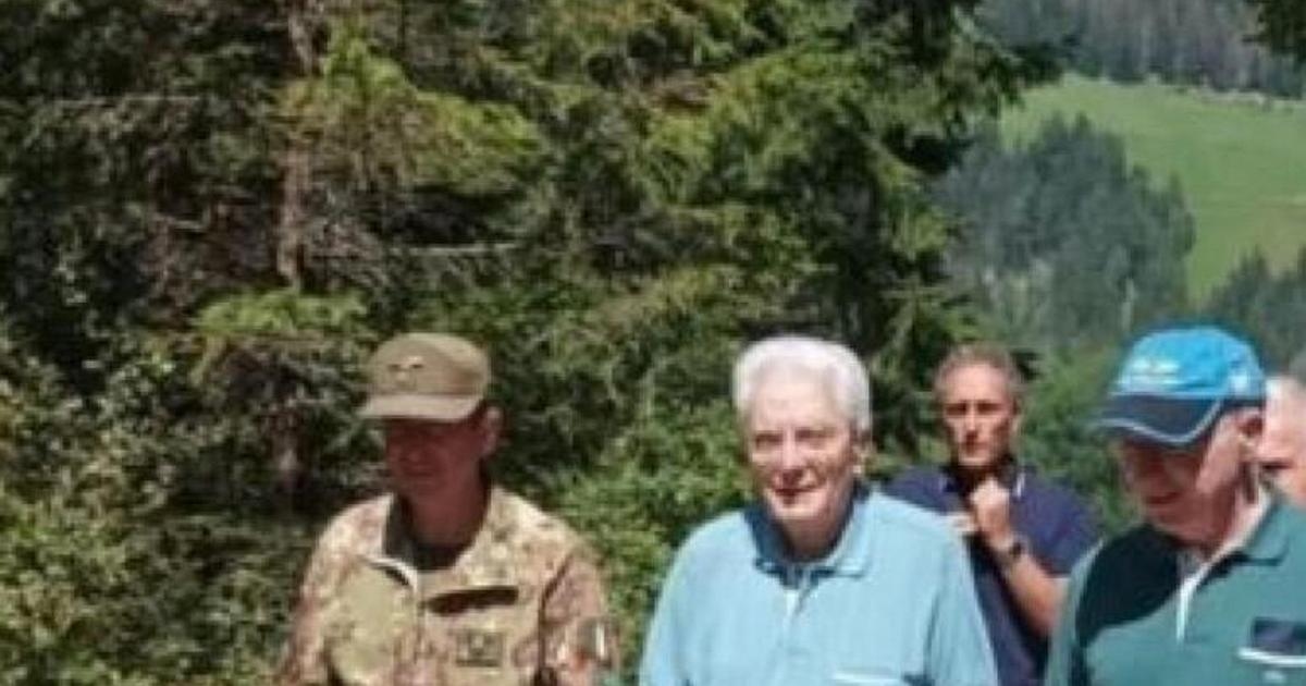 Mattarella in de Dolomieten, Meloni aan zee: favoriete vakantiebestemmingen van politici
