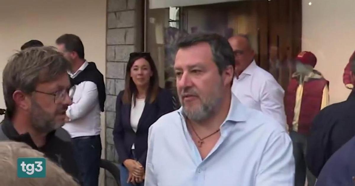 Salvini: "Macron çok alıngan, Fransızların %80'i ondan hoşlanmıyor."