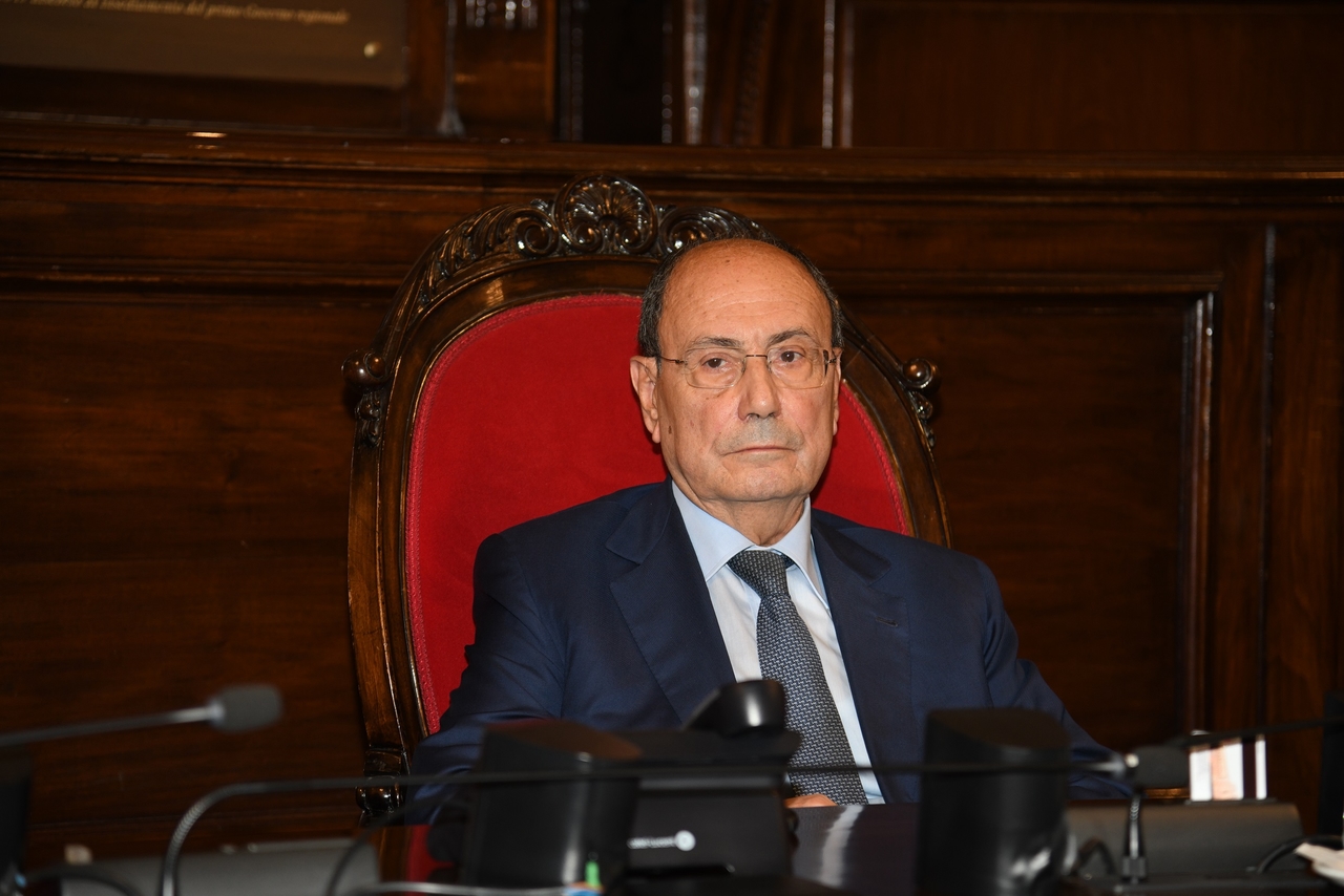 Gasparri “Mulè al posto di Schifani? Come io candidato in Groenlandia”