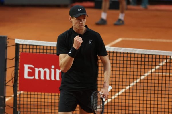 Sinner domina Ruud e vola in semifinale, per Paolini storica finale