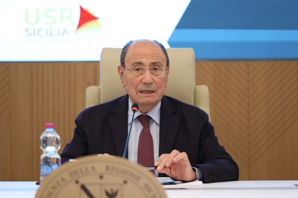 Attuazione delle leggi, forte richiamo del presidente Schifani agli assessori sui tempi