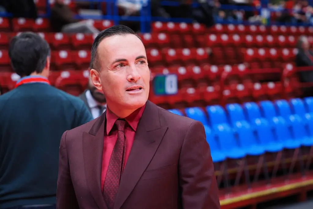 Girişimci Valerio Antonini'nin kurduğu "Futuro" adlı siyasi hareket Trapani doğdu.