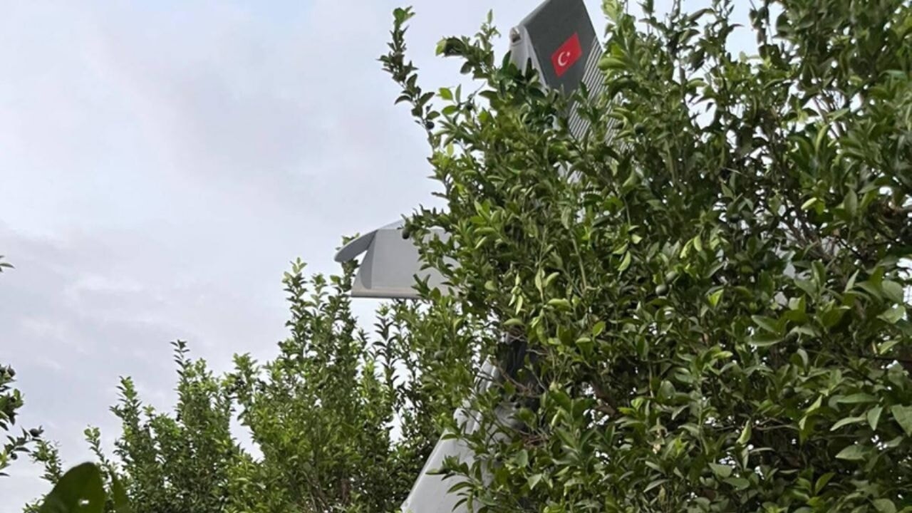 Angst am Himmel über Adana! Trainingsflugzeug stürzt ab