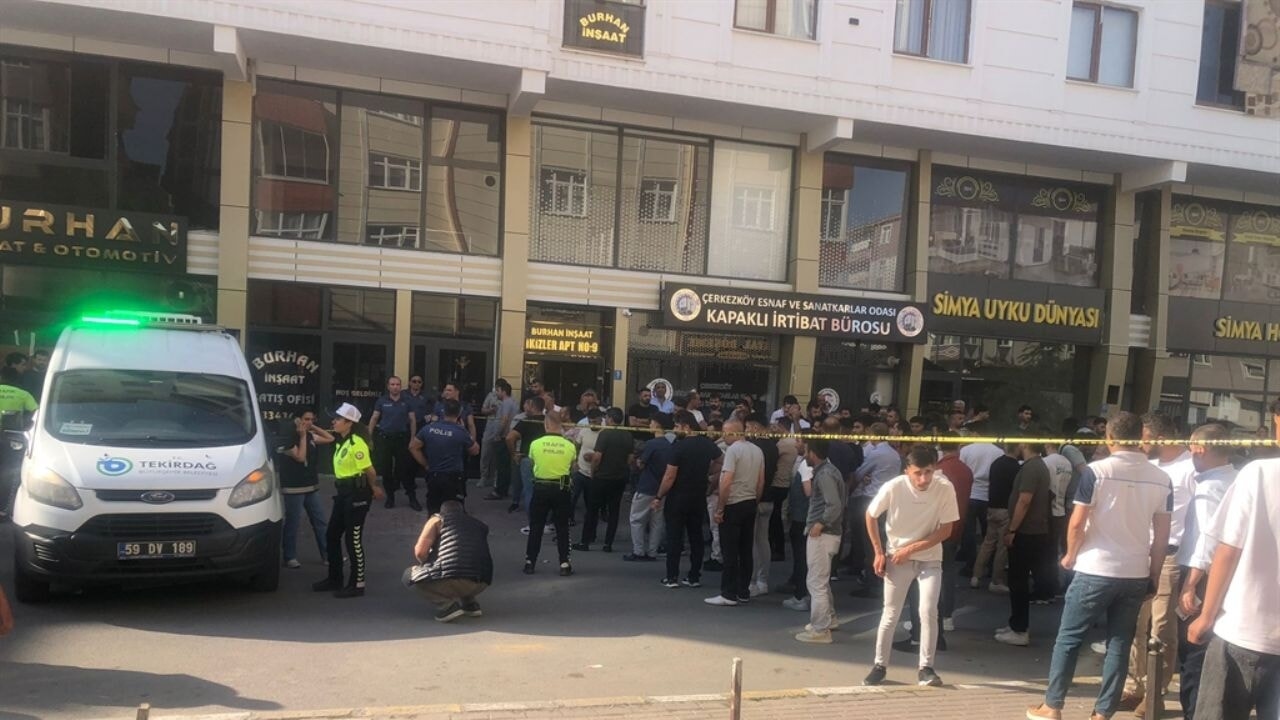 Zakenman dood aangetroffen met schotwond in hoofd