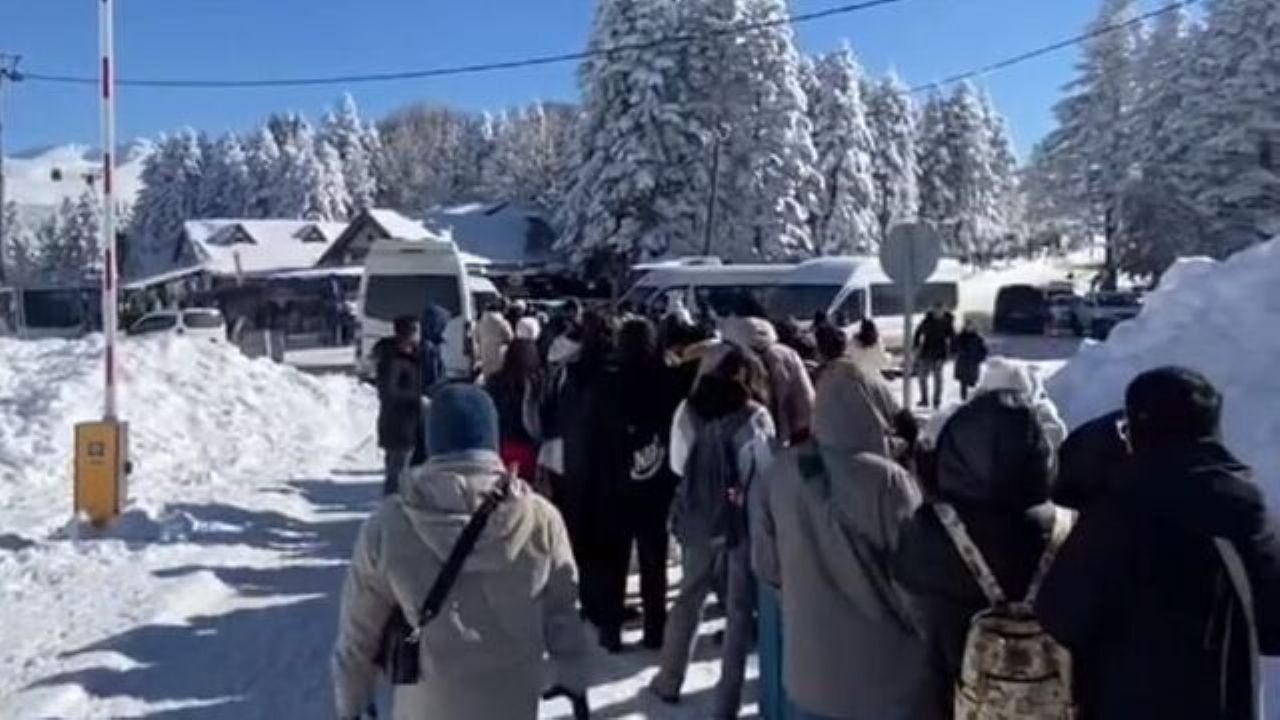 They got stuck in the cable car in Uludağ