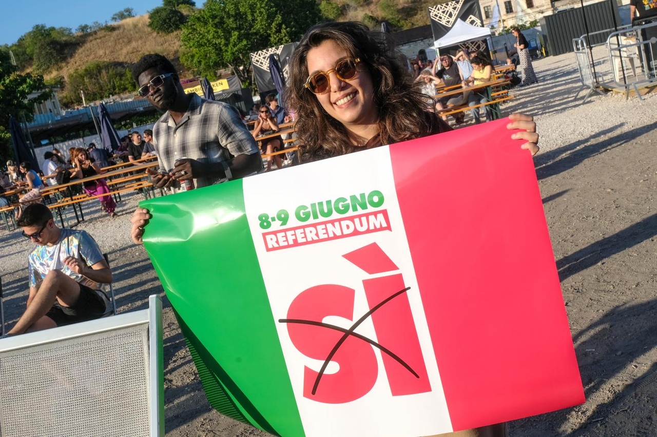 Bij de referenda kiezen Repubblica en Corriere de kant van de bazen en hun belangen