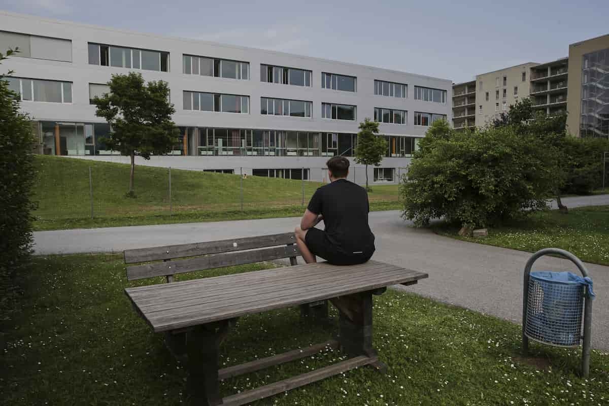 Кем был Артур А., 21-летний организатор массового убийства в школе Граца: издевательства, месть, жертвы, самодельная бомба