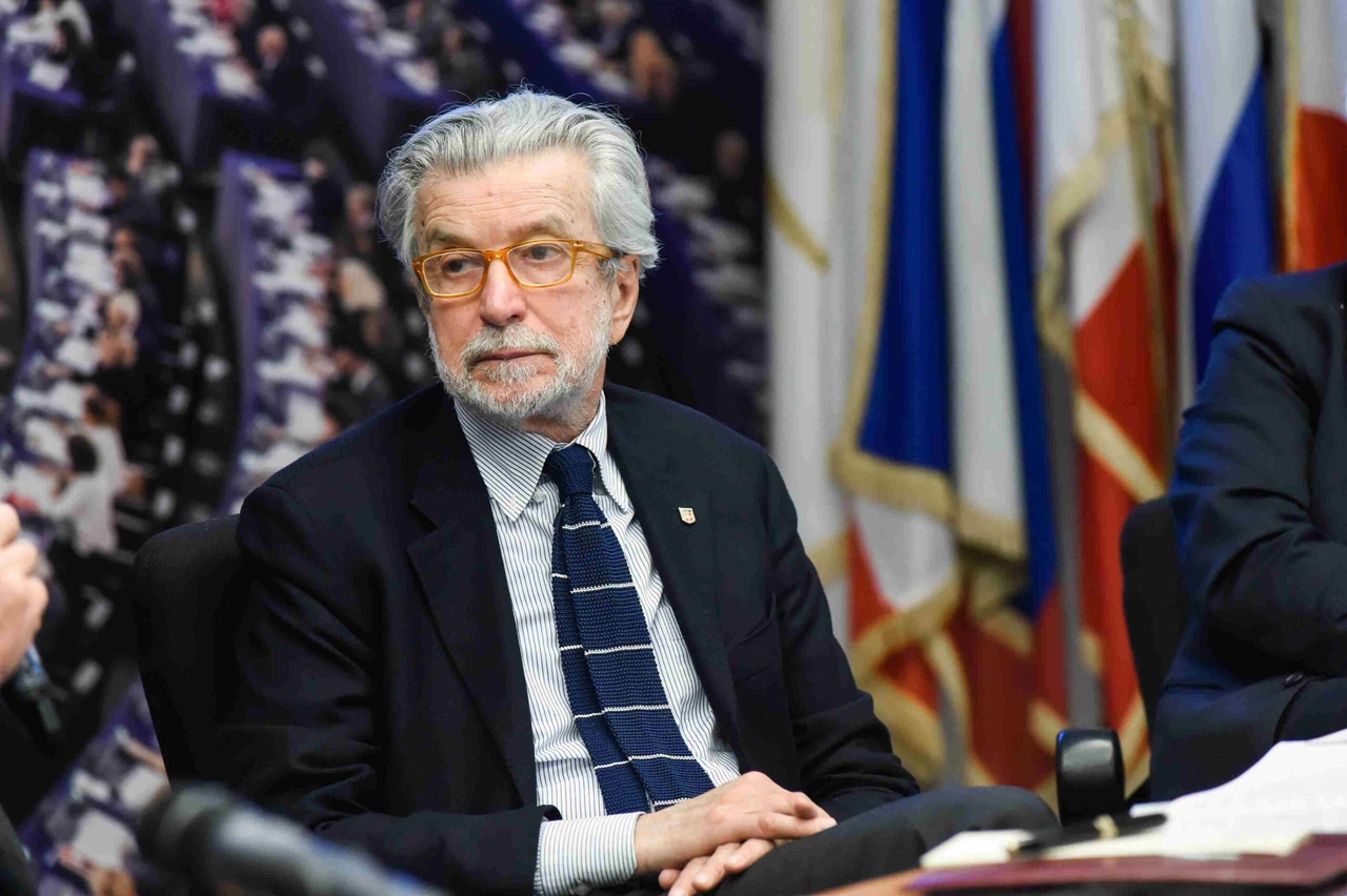 Cesare Damiano spreekt: “Werknemers, ga stemmen voor uw rechten”