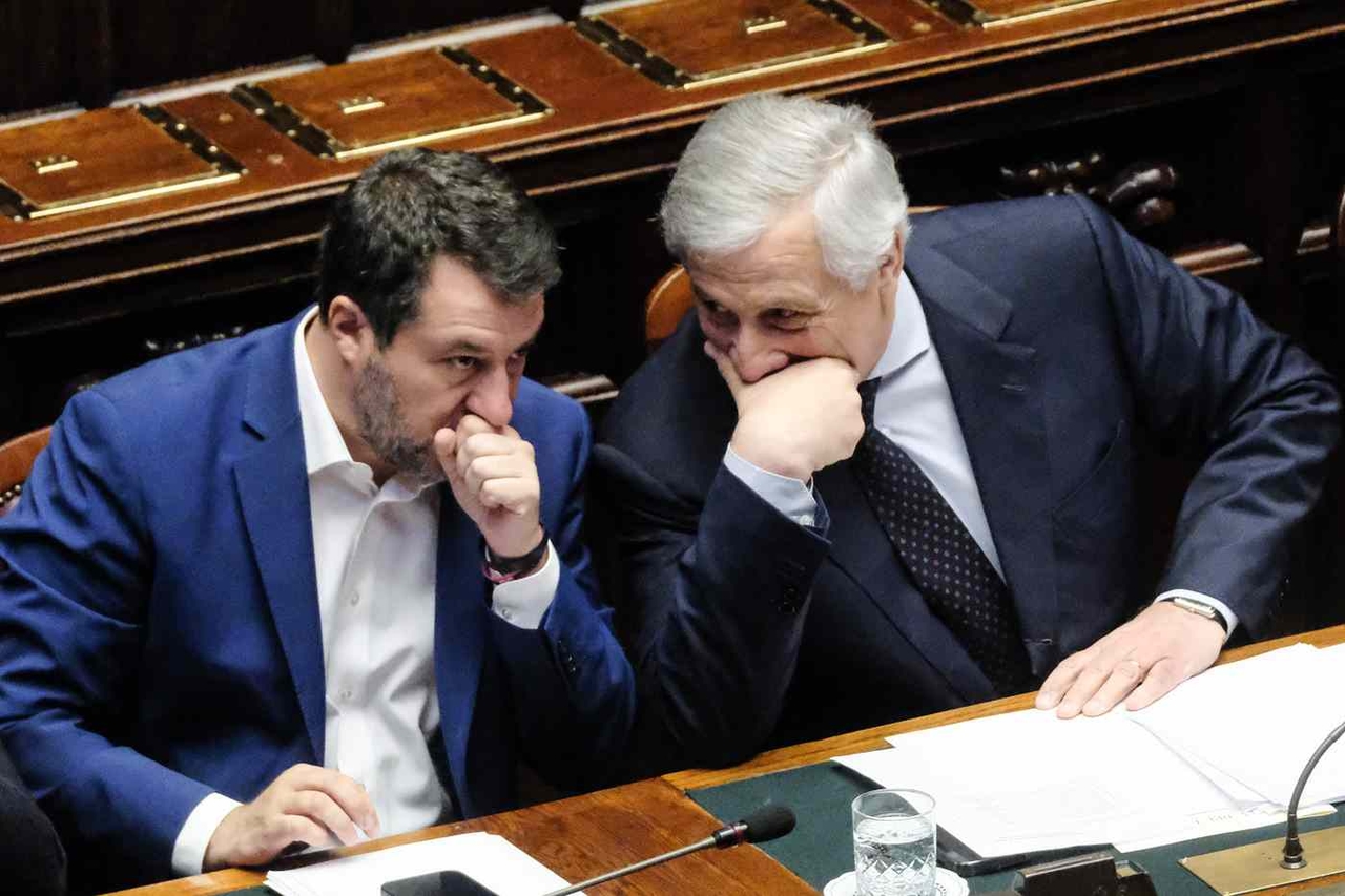 Tajani 'duwt' Salvini weg, afscheid van de Liga: waarom Forza Italia geen derde termijn wil