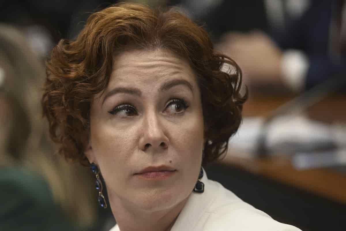Perché Carla Zambelli è stata arrestata in Italia: la deputata brasiliana del partito dell’ex Presidente Bolsonaro