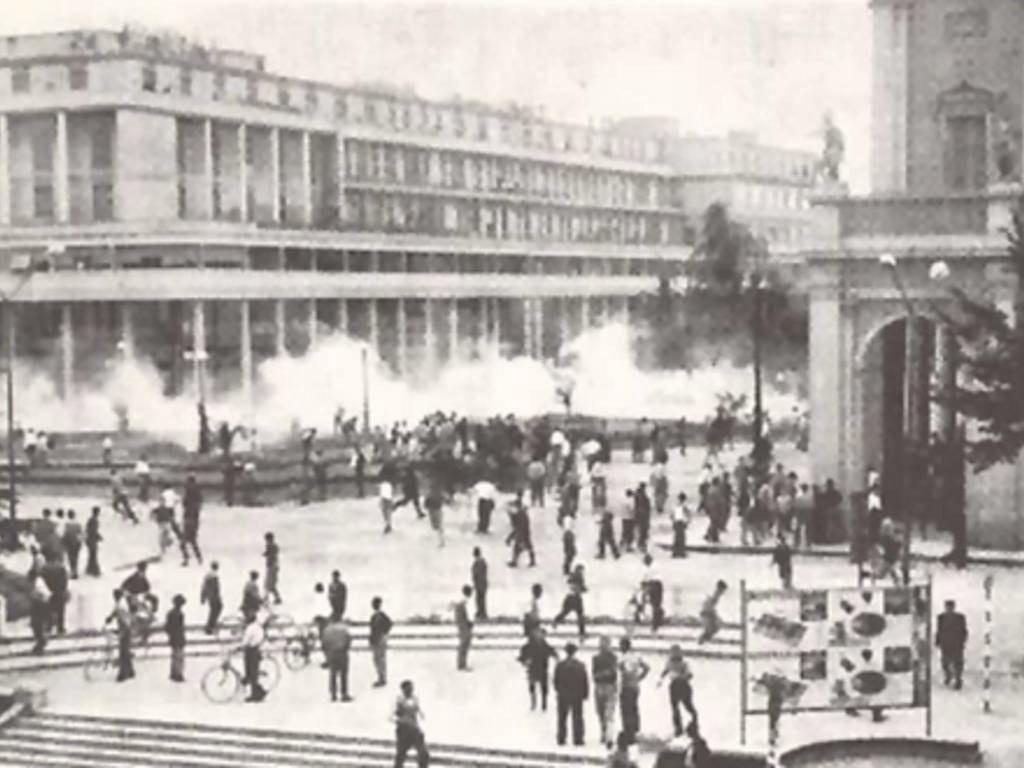 The bloody July of 1960: 11 dead and hundreds injured against the reactionary government of DC and MSI