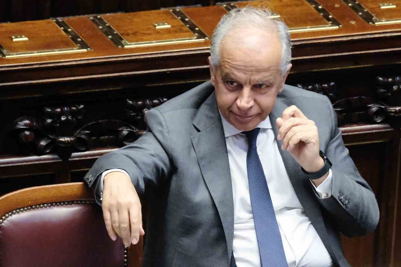 Piantedosi werd als illegale immigrant uit Libië uitgezet: een van de grootste vernederingen voor een Italiaanse minister.
