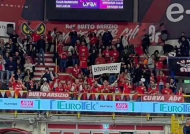 Pallavolo - La Curva Adf contro la campagna abbonamenti della Uyba: “Ci sentiamo traditi” - Sport - Varese News
