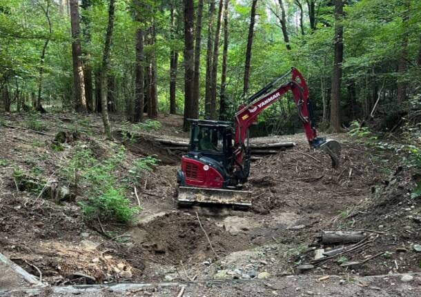 Barasso - Onderhoudswerkzaamheden aan de rivier Cassini en de Via Campiglio om de hydrogeologische veiligheid in Barasso te waarborgen - - Varese News