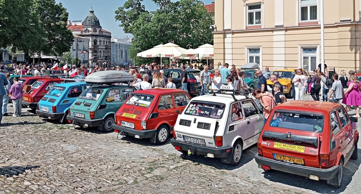 Los "Pequeños" tomaron posesión de la Plaza del Mercado de Przemyśl [FOTOS]