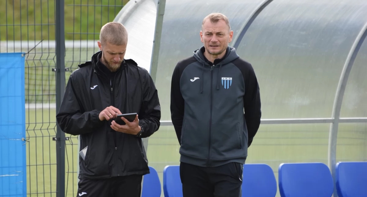 Quedaban siete, faltaban dos puntos. JKS Jarosław (por ahora) suspende los exámenes finales de fútbol
