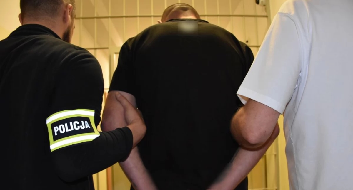 They attacked a 48-year-old man in the area of ​​the Jarosław PKP railway station. They will answer in court