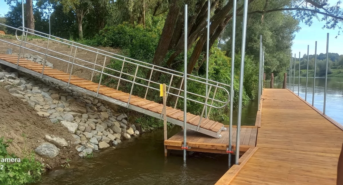Zal de pier wegdrijven en wie durft er een boot te water te laten? De boulevards van de San River zijn opnieuw onderwerp van discussie van de raadsleden.