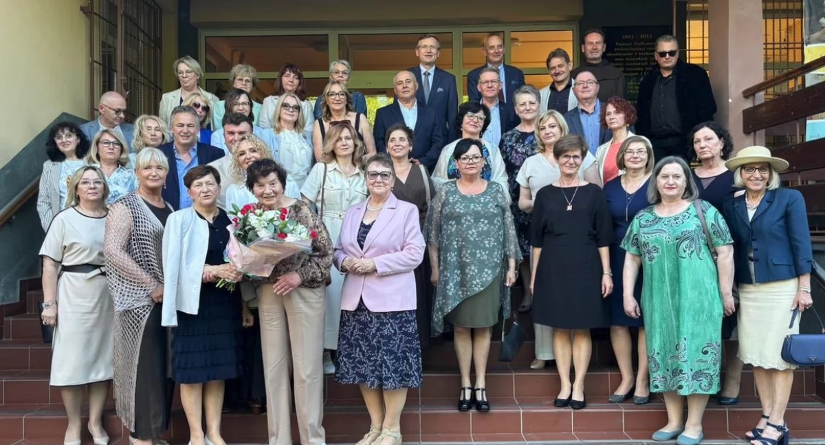 After 40 years, they sat down at school again