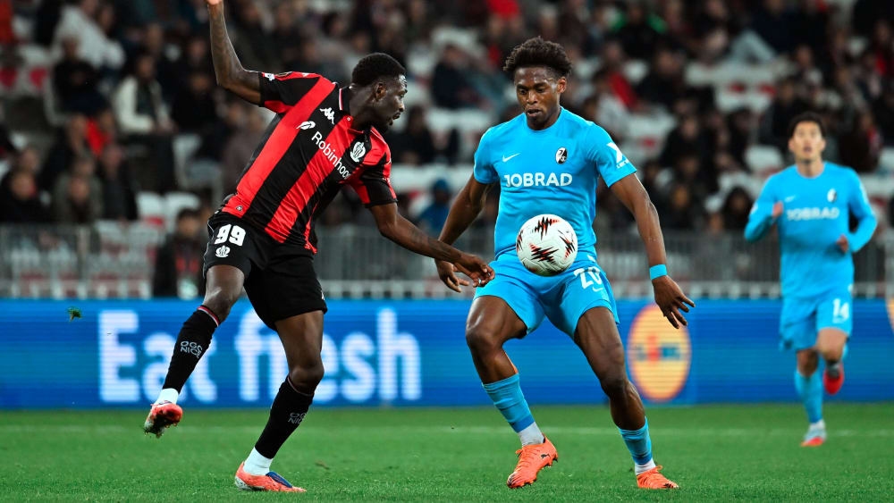 "Fue realmente extraño": Ni siquiera las bolas planas pudieron frenar al Friburgo.