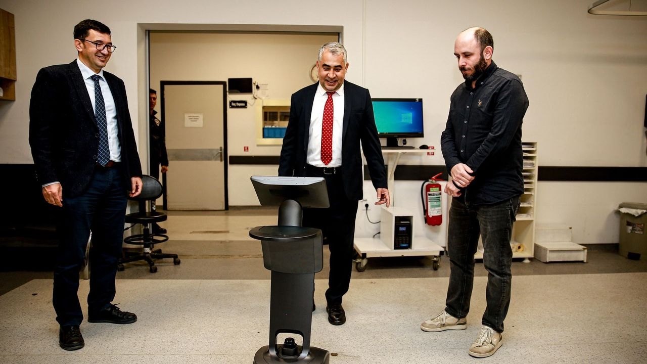 Digitale revolutie in de gezondheidszorg: lokale 'assistent-assistent'-robots in klinieken