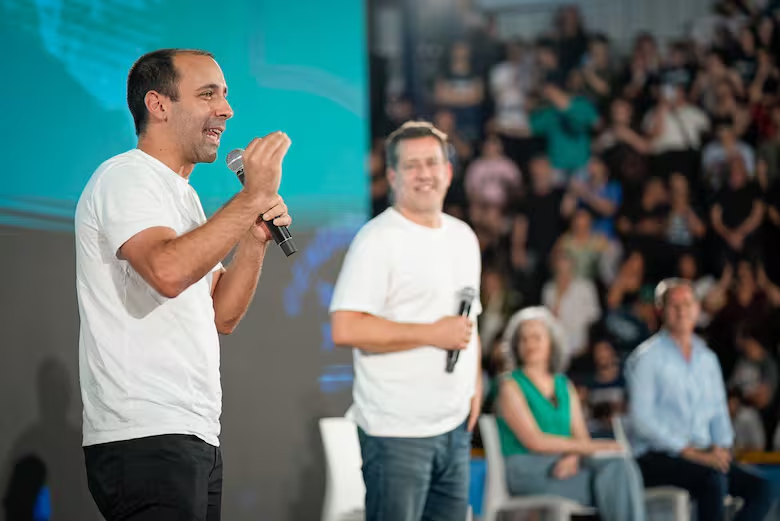 Fuerza Patria ha chiuso la sua campagna a Buenos Aires e Javier Milei è stato al centro dell'attenzione.