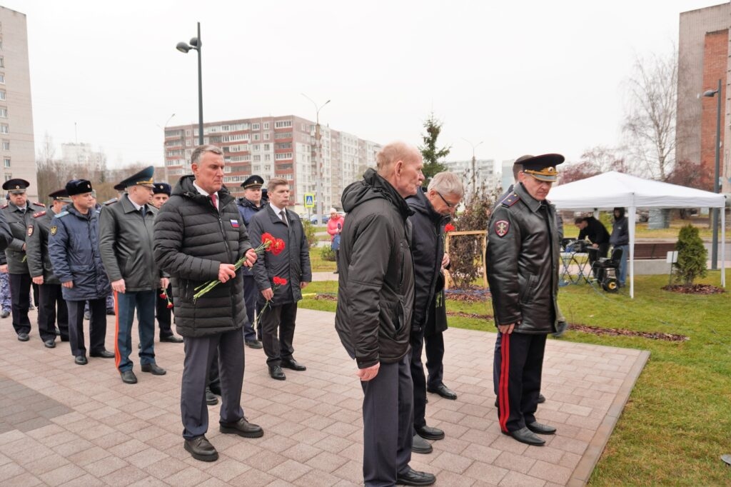 A Praça "Defensores da Pátria" foi inaugurada em Veliky Novgorod.