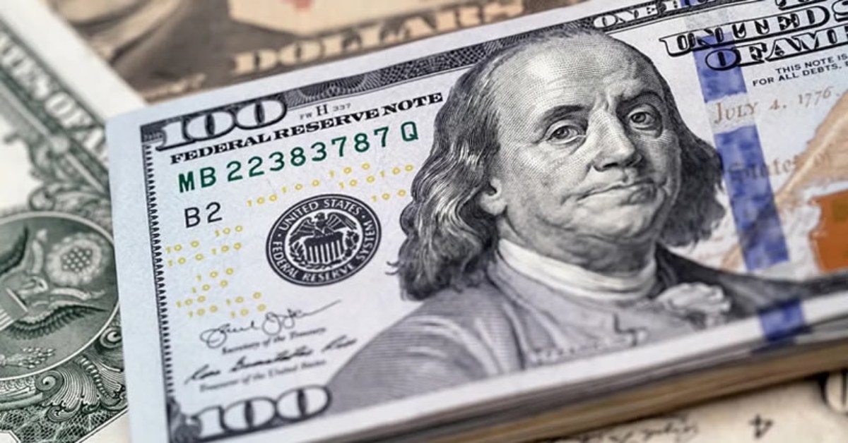 Цена доллара сегодня, четверг, 6 ноября 2025 г.