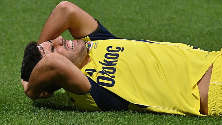 Marco Asensio wurde während des Derbys von einem Fremdkörper am Kopf getroffen!