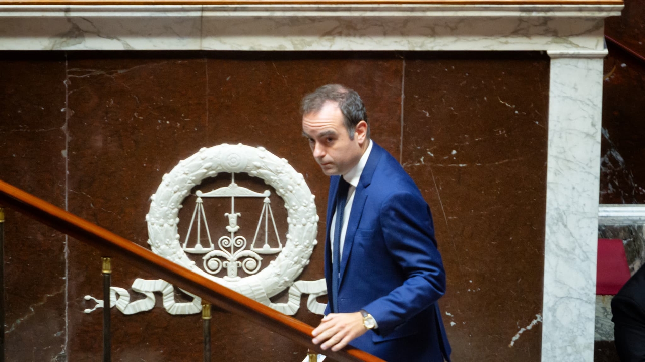 Budget de la Sécurité sociale: Sébastien Lecornu "prend acte" de l'adoption de la partie "recettes" du texte "sans l’usage du 49.3"