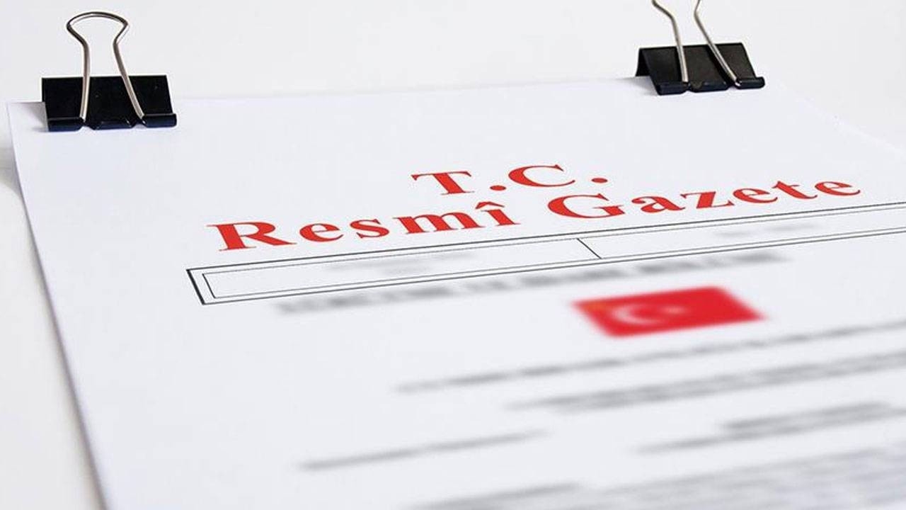 Decisiones de nombramiento y destitución en 5 ministerios