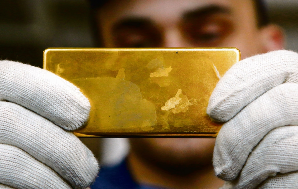 Gold hits new highs, surpassing $4,200