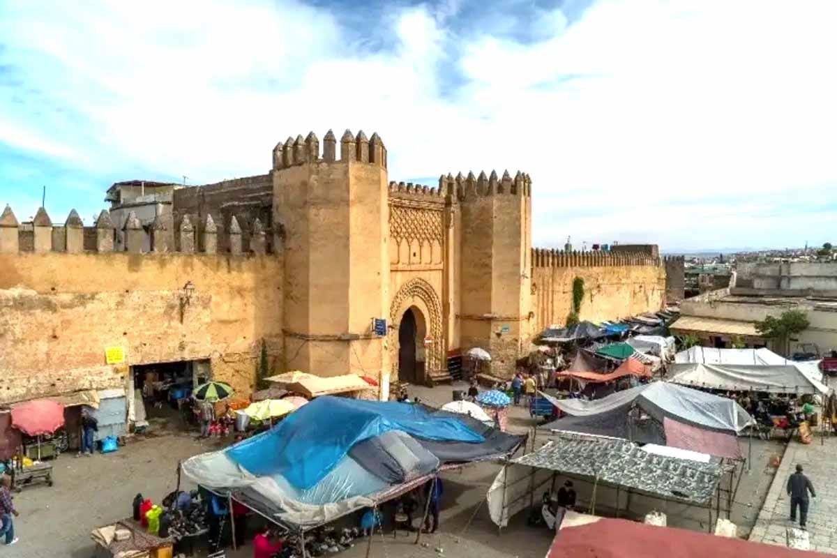 Google Maps blendet die Grenze zur Westsahara in Marokko aus.