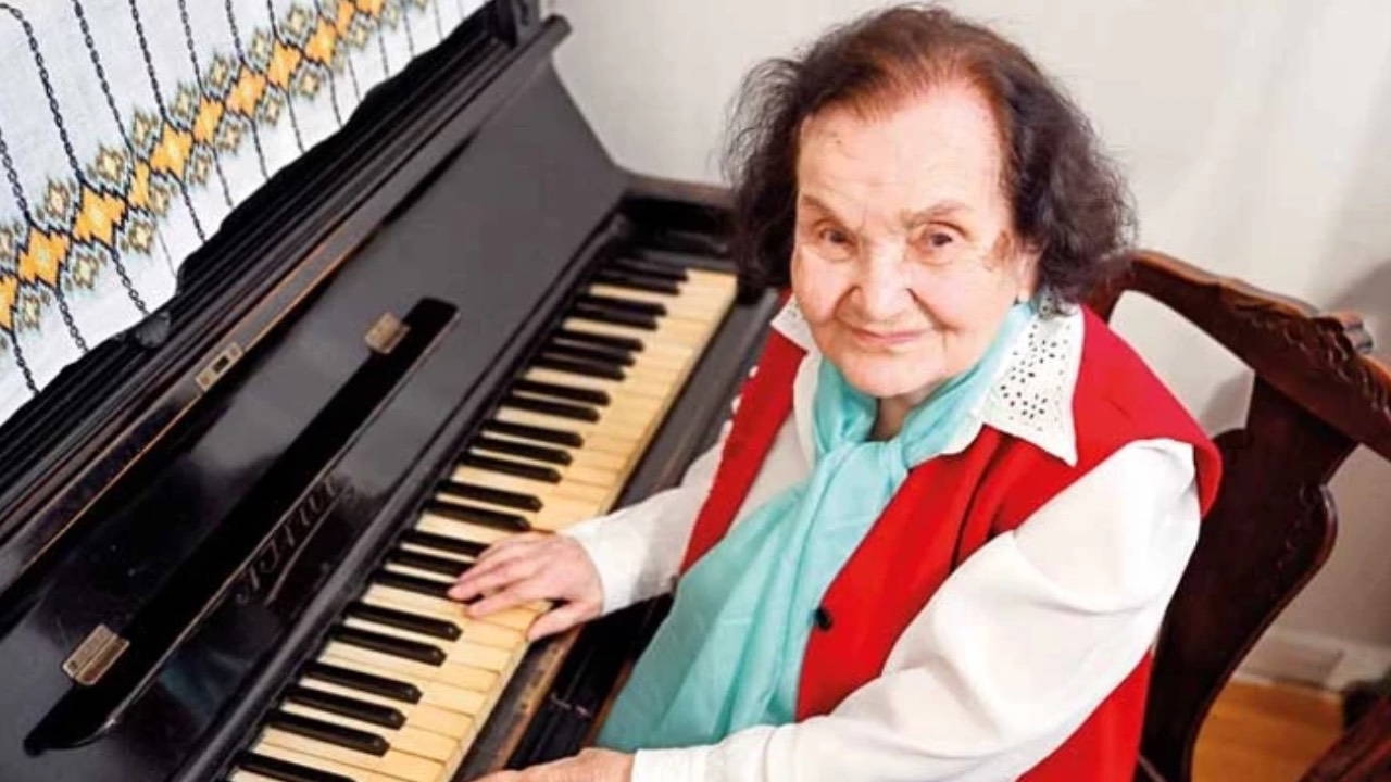 Ушла из жизни Сюхейла Альтмышдёрт, учительница известных личностей