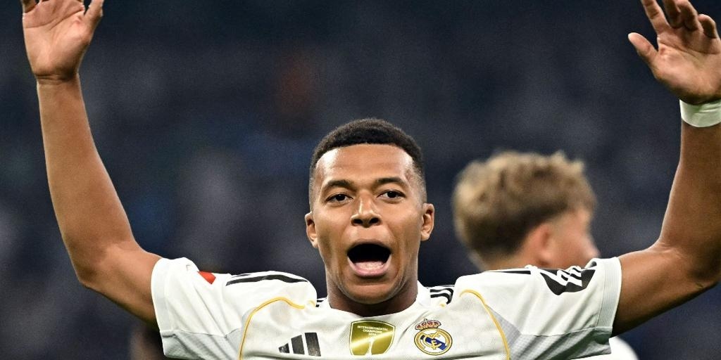 La formazione del Real Madrid contro il Barcellona oggi nel El Clásico della Liga