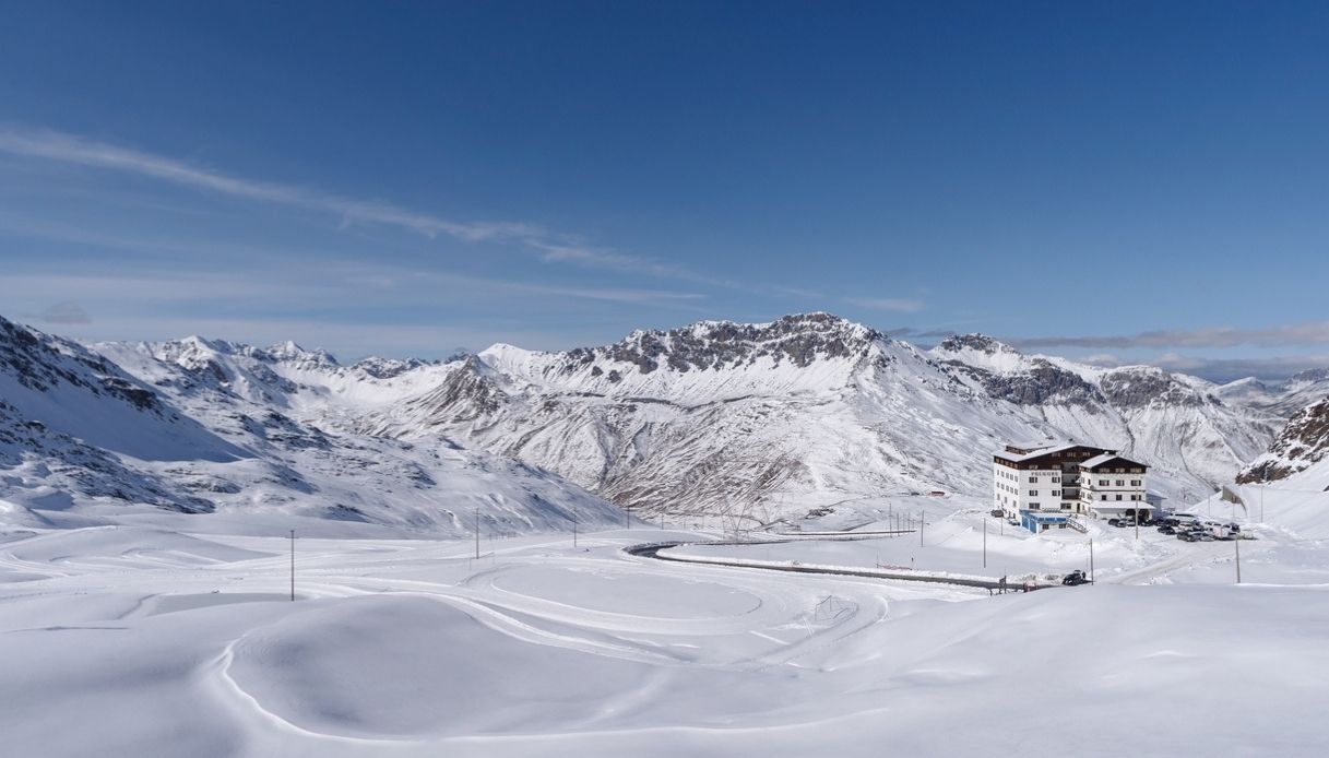 Estes são os melhores lugares para esquiar em novembro.