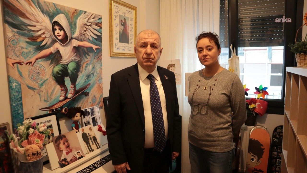 Ümit Özdağ visits Ahmet Minguzzi's mother