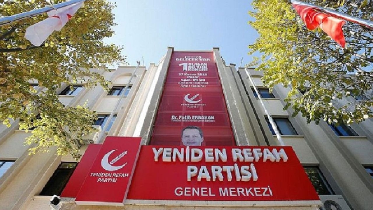 Yeniden Refah Partisi'nin 5 ilçe başkanı istifa etti