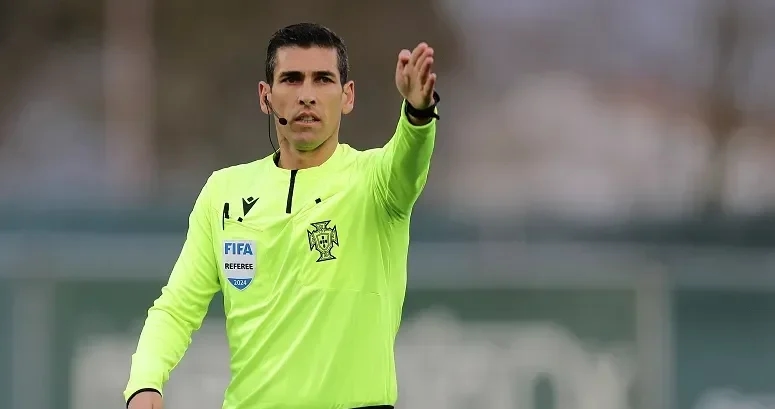 Sporting dient klacht in wegens druk van FC Porto op Fábio Veríssimo.