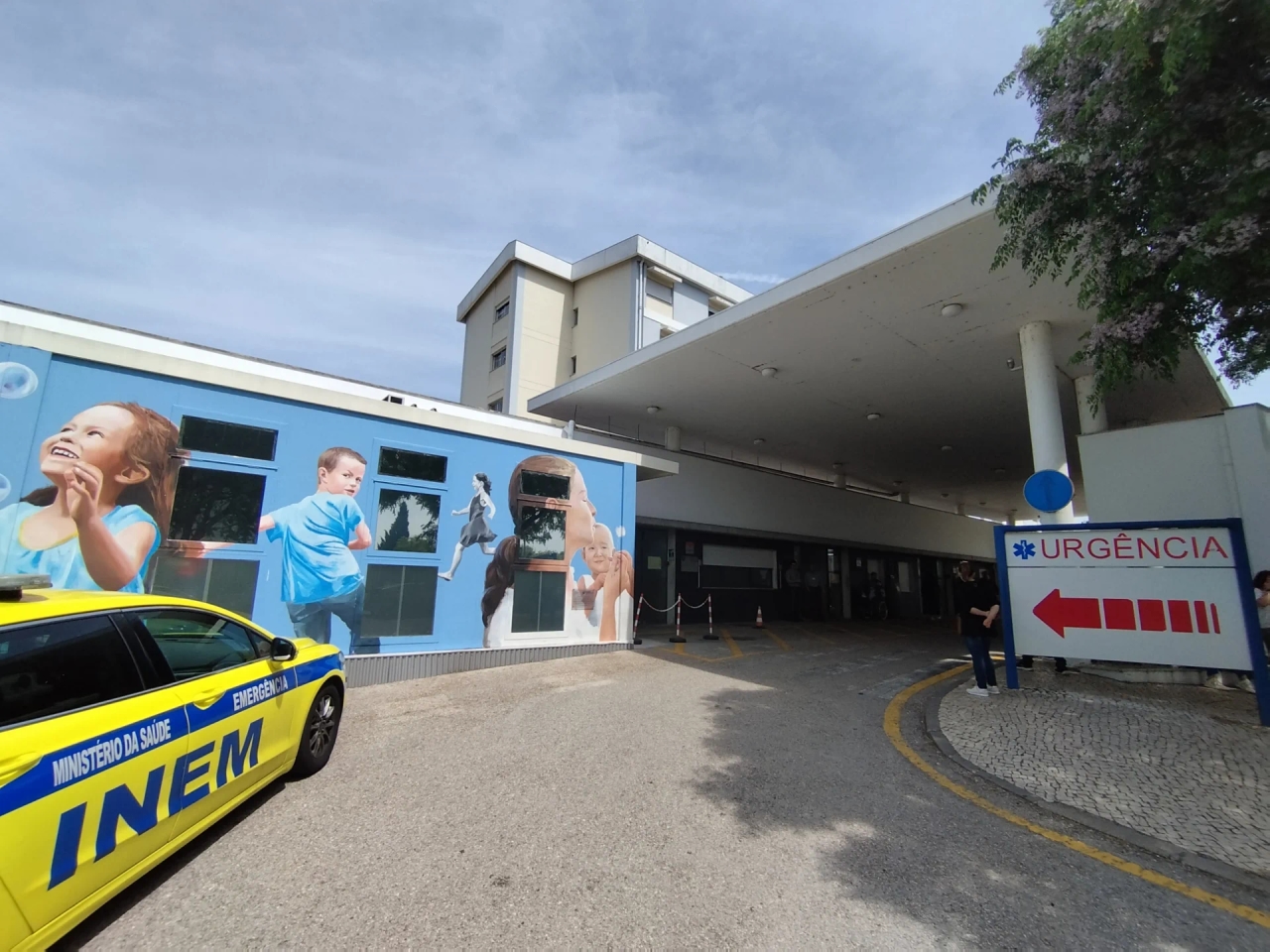 Il se tire une balle dans la salle d'attente de l'hôpital d'Aveiro
